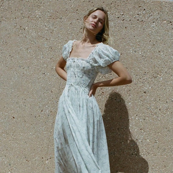 ISO Doen Stanza Blanc Bluebell Ballad Dress in XS-M! - Picture 1 of 1